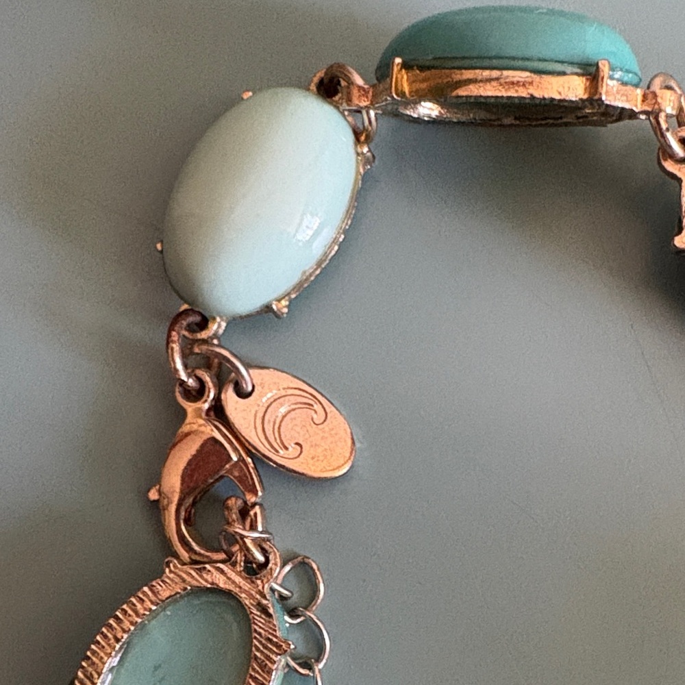 Charming Charlie Teal Aqua Statement Bib Necklace Gold Tone Crystal π - Picture 5 of 7